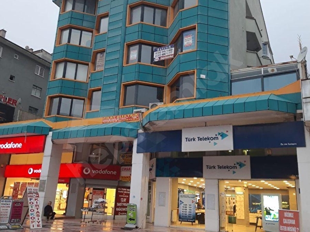 Çankaya Turan Güneş Bulvarında; 3 Bölüm, Mutfaklı, Balkonlu, WCli, Asansörlü, Katta Satılık Ofis... - Görsel 30