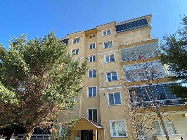 ESENLER 60 METRELİK YOL YAKININDA KİRALIK GENİŞ 3+1