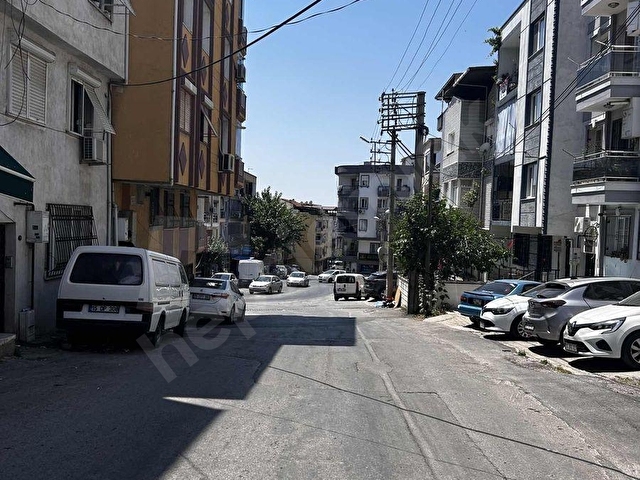 Buca Ufuk Mahallesinde Geniş, Kapalı Mutfaklı 2+1 Daire - Görsel 11