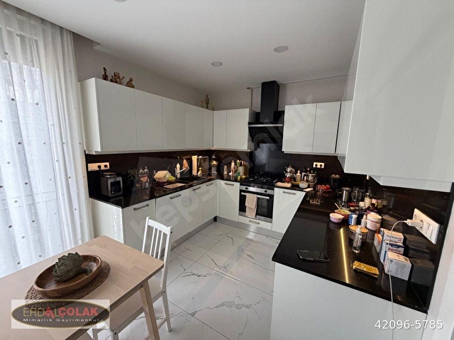 ETHEMEFENDİ CADDESİN DE BAĞDATA 3.BİNA 220M2 BRÜT 175M2 NET 4+1 - Görsel 29