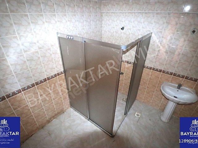 Bandırma 600 Evler Mahallesi Adliye Tarafında Kiralık 2+1 125 m2 Bahçeli Kiralık Daire Bayraktardan - Görsel 11