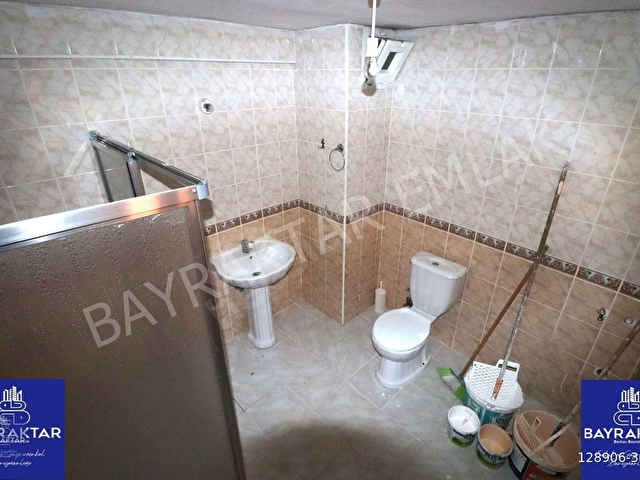 Bandırma 600 Evler Mahallesi Adliye Tarafında Kiralık 2+1 125 m2 Bahçeli Kiralık Daire Bayraktardan - Görsel 12