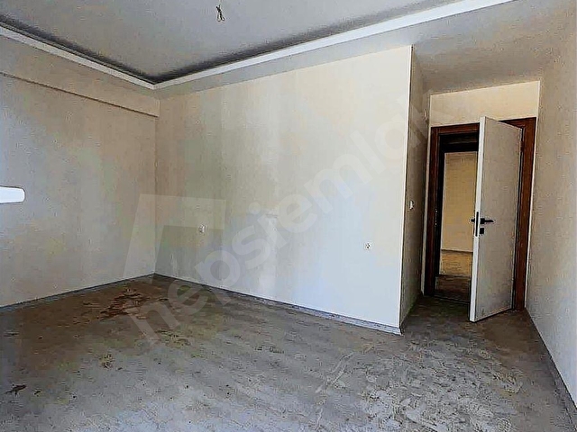 VİLLA TAKASI OLUR!!!SİTE İÇERİSİNDE BAHÇELİ 3+1 DAİRE - Görsel 22