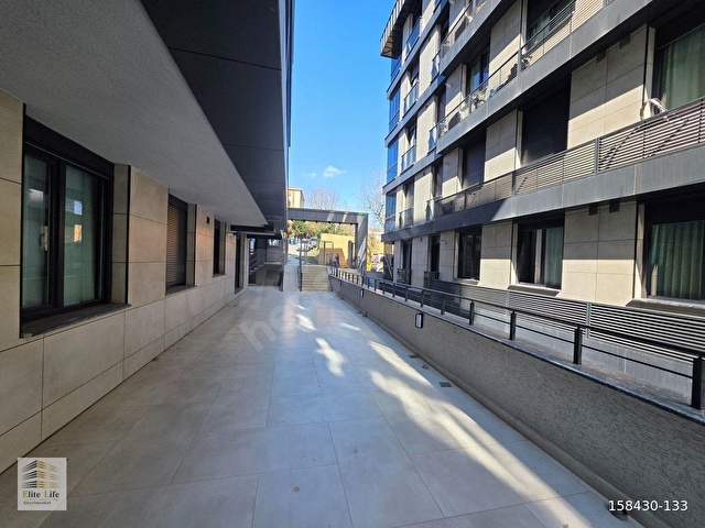 ÜSKÜDAR BARBAROS MH.SİTE İÇİ AY KONAKLARINDA 2+1 SATILIK DAİRE