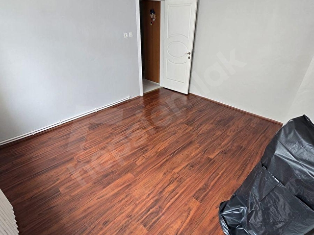 ÇEVREYOLUNDA SATILIK 2+1 MASRAFSIZ DAİRE VİRA GAYRİMENKUL - Görsel 18