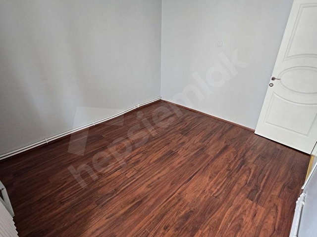 ÇEVREYOLUNDA SATILIK 2+1 MASRAFSIZ DAİRE VİRA GAYRİMENKUL - Görsel 12