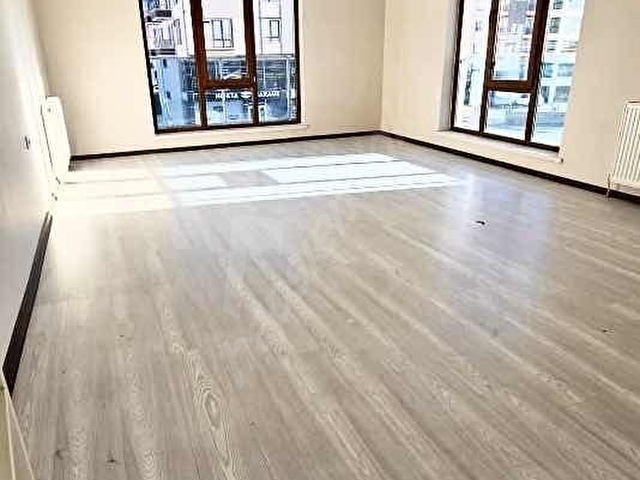 KAYA GAYRİMENKULDEN SİTE İÇERİSİNDE 3+1 GENİŞ BALKONLU