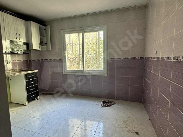 VAZOLU KAVŞAK CİVARI 2 KATLI MÜSTAKİL BAKIMLI KUPON BİNA - Görsel 24
