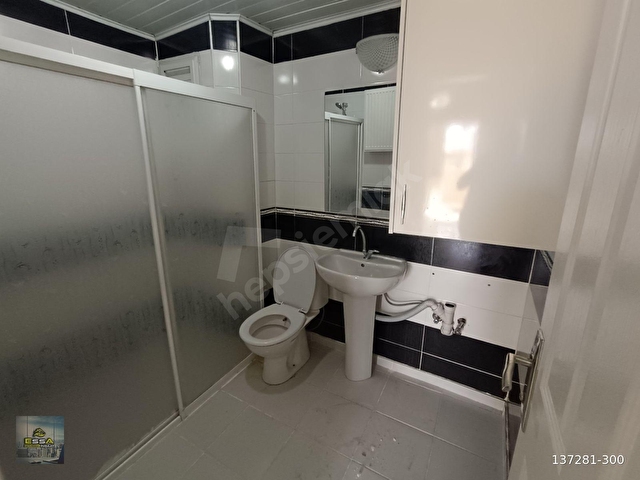 YEDİTEPE DE MERKEZİ KONUMDA SATILIK TERAS KAT 2+1 DAİRE - Görsel 13