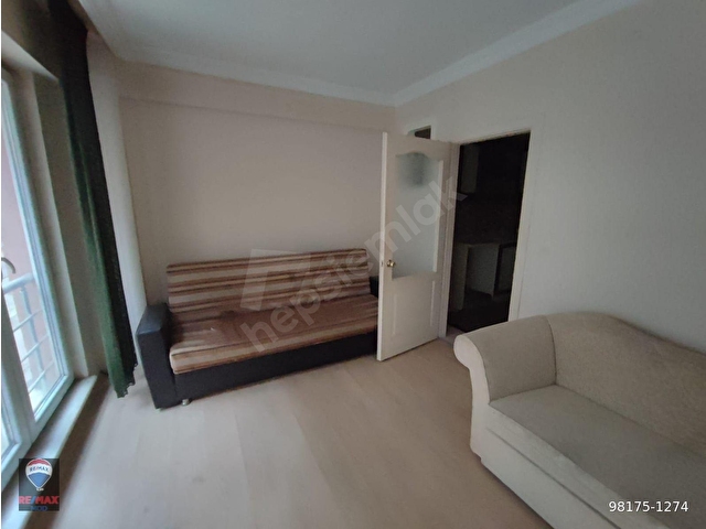RE/MAX MODDAN SÜTLÜCEDE GENİŞ KİRACILI SATILIK 1+1 DAİRE - Görsel 12