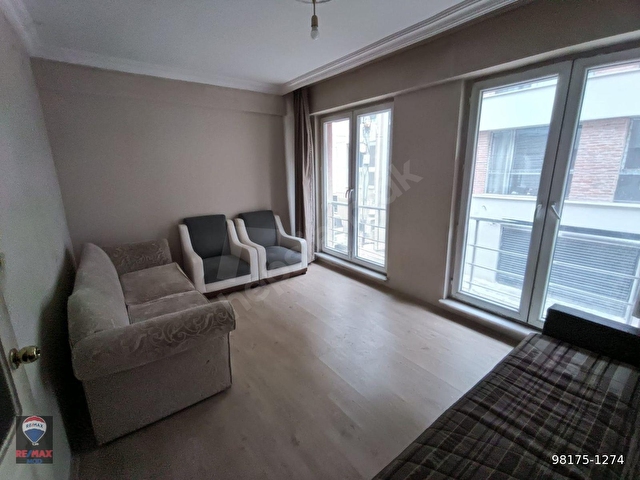 RE/MAX MODDAN SÜTLÜCEDE GENİŞ KİRACILI SATILIK 1+1 DAİRE - Görsel 7