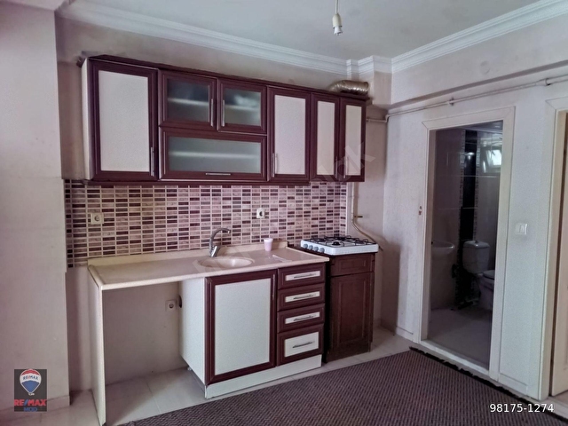 RE/MAX MODDAN SÜTLÜCEDE GENİŞ KİRACILI SATILIK 1+1 DAİRE - Görsel 17