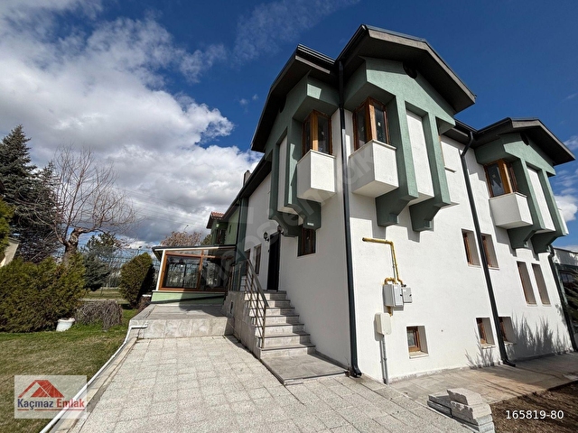KAÇMAZ EMLAKTAN BATIKENT YUNUSKÖY SİTESİNDE SATILIK 5+2 VİLLA - Görsel 3