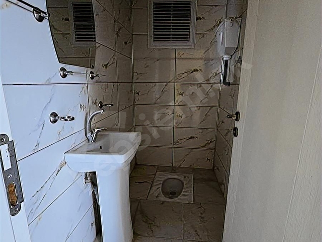 ALTIPARMAKTAN Çanaklı Gazikent Sitesinde Kiralık 3+1 Daire - Görsel 15