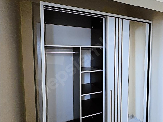 ALTIPARMAKTAN Çanaklı Gazikent Sitesinde Kiralık 3+1 Daire - Görsel 23