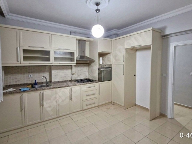 Sahibinden kiralık tavuklukta merkezi konumda 3+1 ara kat daire. - Görsel 4