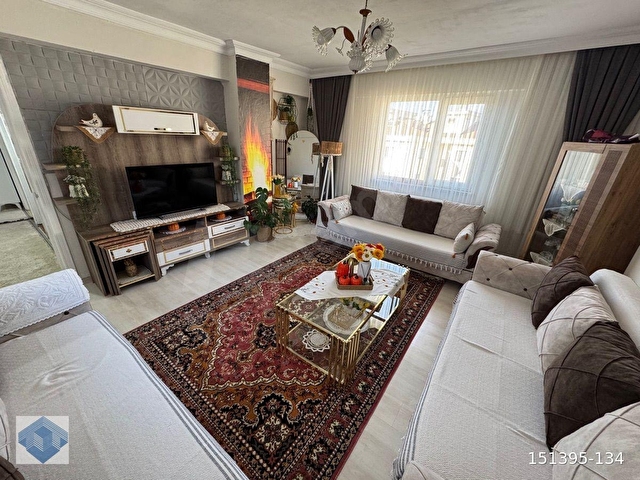 SEFAKÖYDE 2 AYRI GİRİŞLİ SATILIK 4+2 DUBLEKS DAİRE