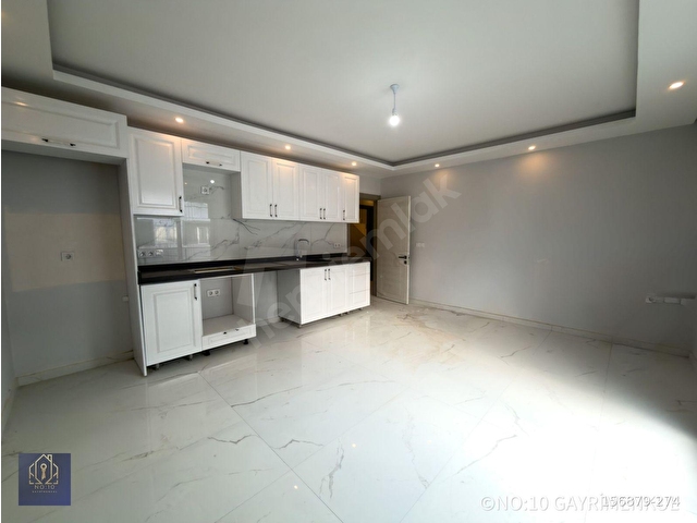 NO:10 GAYRİMENKUL’DEN | MERKEZİ KONUMDA ARA KAT | YERDEN ISITMALI 2+1 AÇIK MUTFAK |  PREMIUM DAİRE - Görsel 2