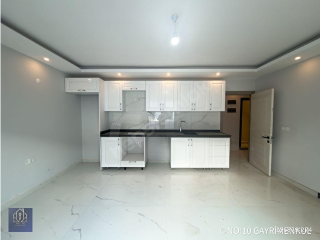 NO:10 GAYRİMENKUL’DEN | MERKEZİ KONUMDA ARA KAT | YERDEN ISITMALI 2+1 AÇIK MUTFAK |  PREMIUM DAİRE - Görsel 4