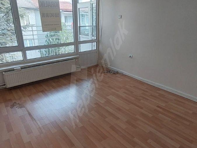 ATAMANDAN METROYA YAKIN BARIŞ MAH. BOYALI BAKIMLI 3+1 KİRALIK DAİRE - Görsel 6