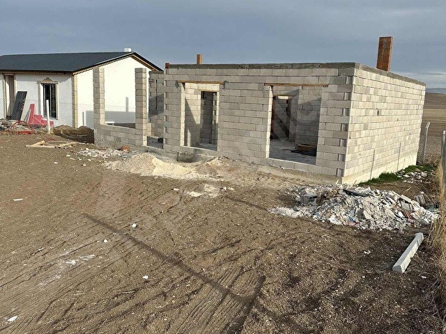 YAVRUCUKDA 500 M2 ARSASI VE NATAMAM EVİ İLE SATILIK PARSEL - Görsel 2
