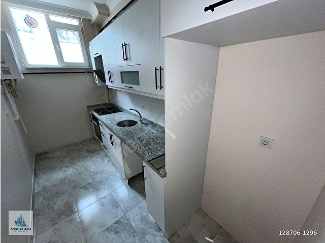 ACİL SATILIK BAYRAMPAŞA KARTAL TEPE MAH 85M2 BAHCE KAT DAİRE - Görsel 17