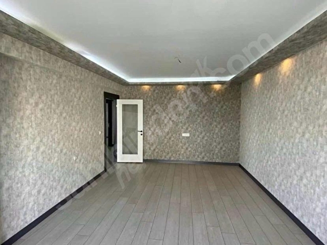 BAĞLUM KAFKASLARDA MERKEZİ KONUMDA ARA KAT ACİL SATILIK - Görsel 10