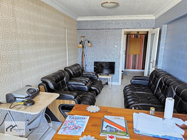 1+1 KULU HAN ÇARŞISI İÇERİNDE HER İŞE UYGUN YAPIL EŞYALI OFİS