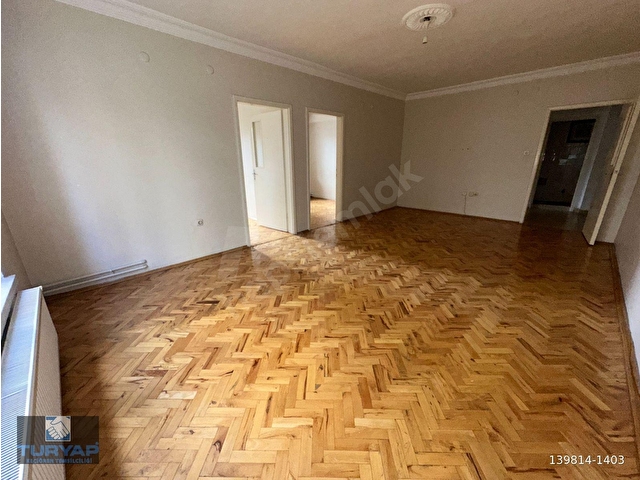 TURYAPTAN KÖŞK MAH DUTLUK YAKINI 1.KAT 3+1 120M2 CADDELERE VE DUTLUK METRO YAKINI MERKEZİ LOKASYON - Görsel 6