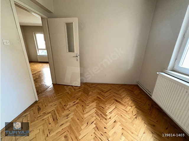 TURYAPTAN KÖŞK MAH DUTLUK YAKINI 1.KAT 3+1 120M2 CADDELERE VE DUTLUK METRO YAKINI MERKEZİ LOKASYON - Görsel 24