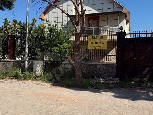 Aydın Kuyulu Mah.600m2 içerisinde 5+1 Satılık Villa - Görsel 2
