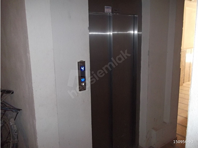 MURADİYE MAH SU DEPOSU CİVARI SATILIK ZEMİN KAT 3+1