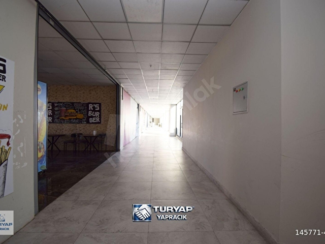 TURYAP YAPRACIK tan Emporia AVM de 1.Katında Kiralık Dükkan - Görsel 9