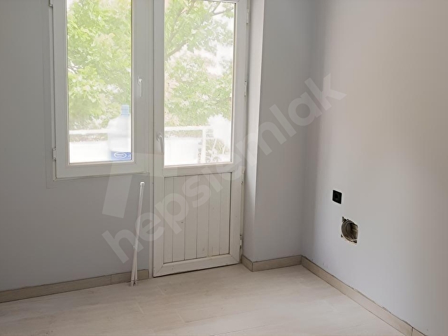Kuşadası Kadınlar Denizinde satılık 3+1 daire