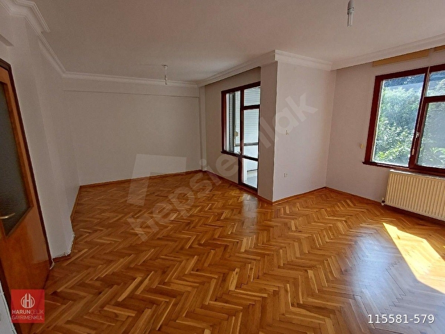 KADIKÖYDE 3+1 85m2 BAKIMLI - TAŞINMAYA HAZIR KİRALIK DAİRE - Görsel 12