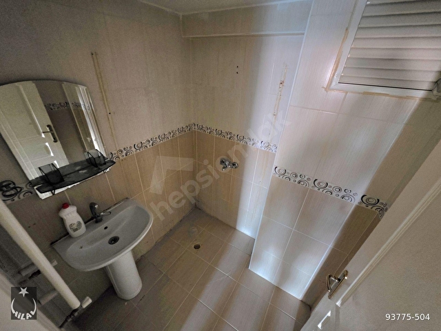 HİLALDEN CADDE ÜZERİNDE KAT KONUMUNDA TERAS BALKONLU DAİRE!! - Görsel 29