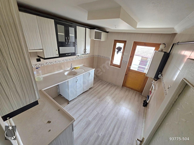 HİLALDEN CADDE ÜZERİNDE KAT KONUMUNDA TERAS BALKONLU DAİRE!! - Görsel 6