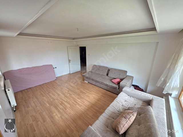 HİLALDEN CADDE ÜZERİNDE KAT KONUMUNDA TERAS BALKONLU DAİRE!! - Görsel 11