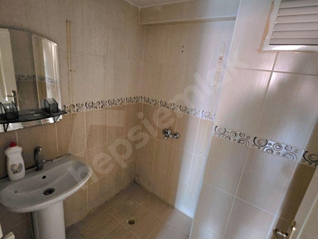 HİLALDEN CADDE ÜZERİNDE KAT KONUMUNDA TERAS BALKONLU DAİRE!! - Görsel 28