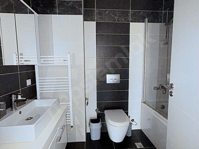 AVRUPA KONUTLARI 3 SİTESİNDE TEMİZ BOŞ GÖL MAN 3+1 KİRALIK DAİRE - Görsel 25