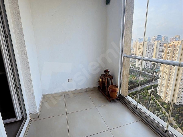AVRUPA KONUTLARI 3 SİTESİNDE TEMİZ BOŞ GÖL MAN 3+1 KİRALIK DAİRE - Görsel 3