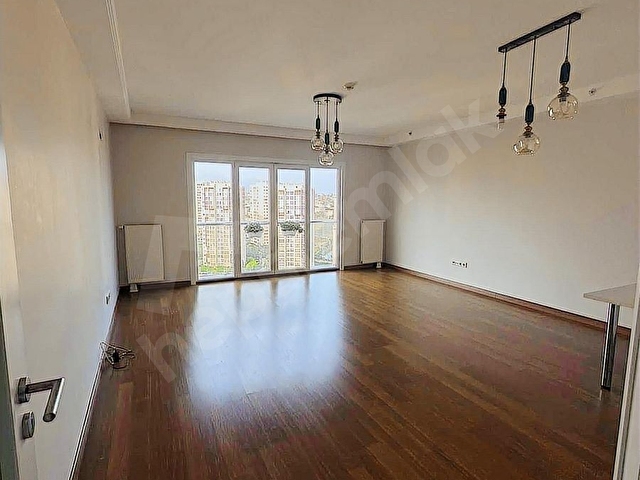 AVRUPA KONUTLARI 3 SİTESİNDE TEMİZ BOŞ GÖL MAN 3+1 KİRALIK DAİRE - Görsel 4