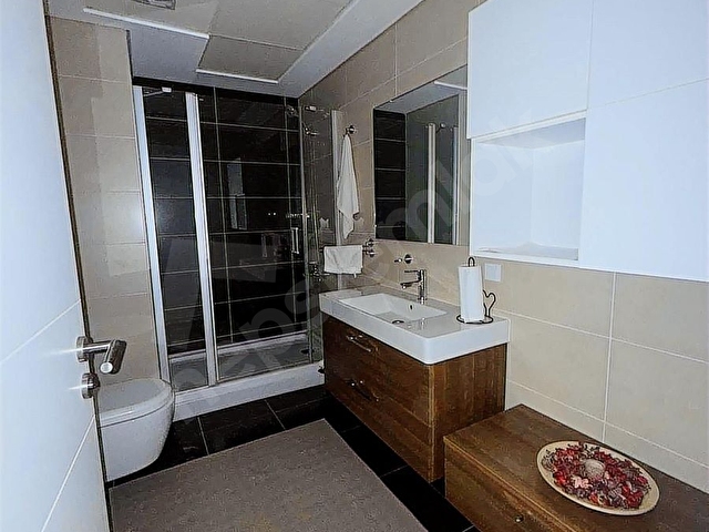 AVRUPA KONUTLARI 3 SİTESİNDE TEMİZ BOŞ GÖL MAN 3+1 KİRALIK DAİRE - Görsel 10