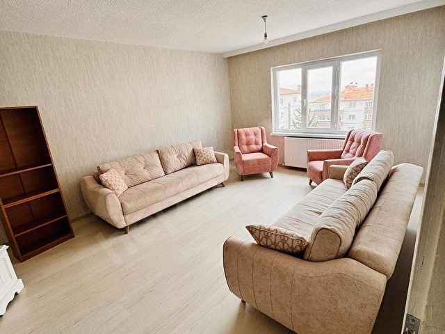KIBRISKÖYDE FULL EŞYALI YAPILI ARA KAT MASRAFSIZ 3+1 DAİRE - Görsel 8
