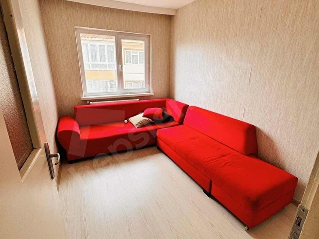KIBRISKÖYDE FULL EŞYALI YAPILI ARA KAT MASRAFSIZ 3+1 DAİRE - Görsel 5