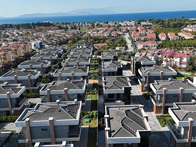 Kuşadası Karaova Mahallesinde Özel Havuzlu Eşyalı 4+1 Villa - Görsel 30