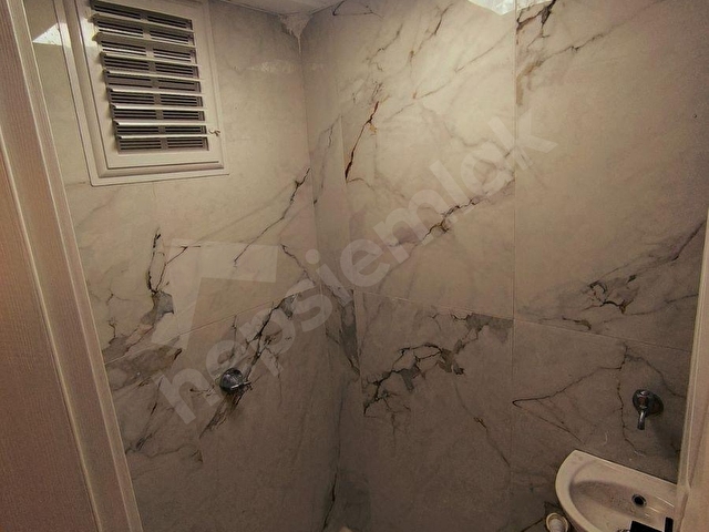 AYVALI MERKEZDE ARAKAT ÖNCE CEPHE FULL YAPILI FIRSAT DAİRE - Görsel 24