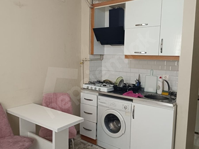 HASTANE KARŞISINDA FUL EŞYELI SATILIK 1+1