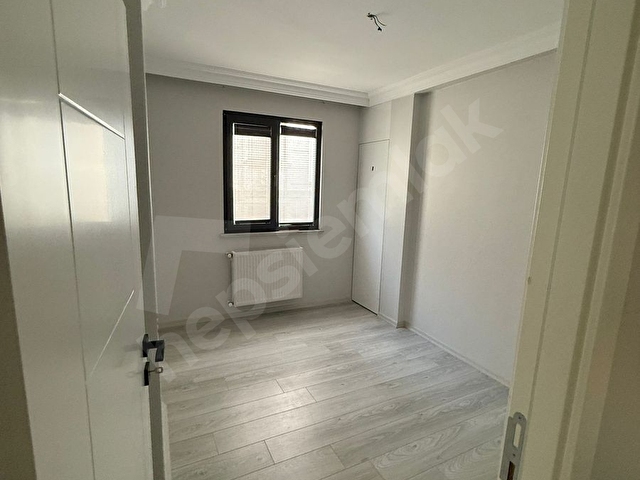 ÇATALMEŞE MAHDE 2+1 KULLANIŞLI GENİŞ YENİ BİNA KAHRAMANDA - Görsel 14