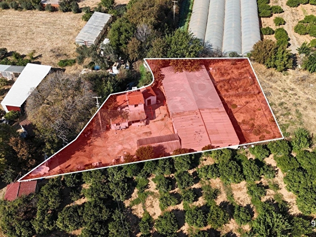 Kahramanderede Yatırımlık 1752 m² Müstakil Parsel